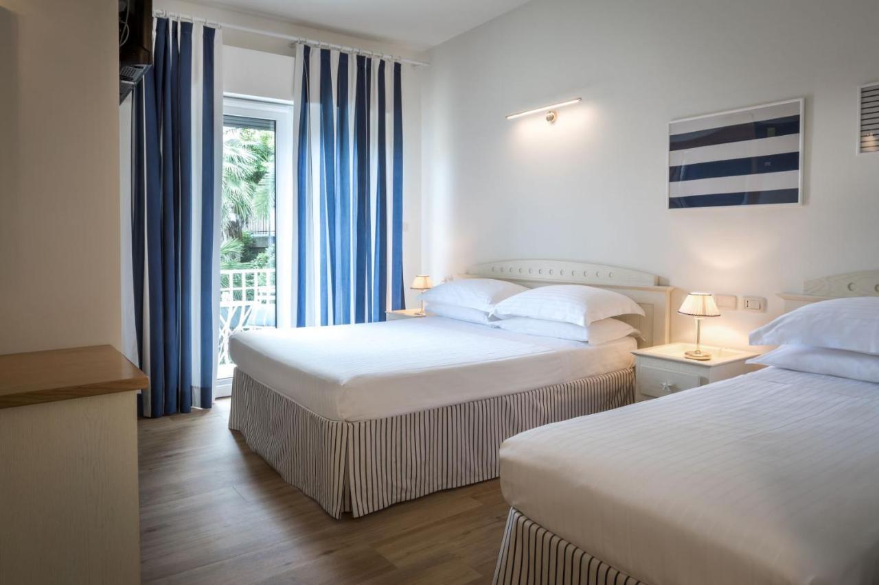 Mure Hotel Нумана Экстерьер фото